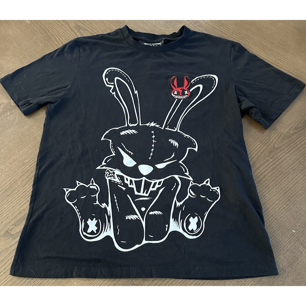 Super Massive Dream Chaser Bunny Men's Size XL Tee Shirt Streetwear‎